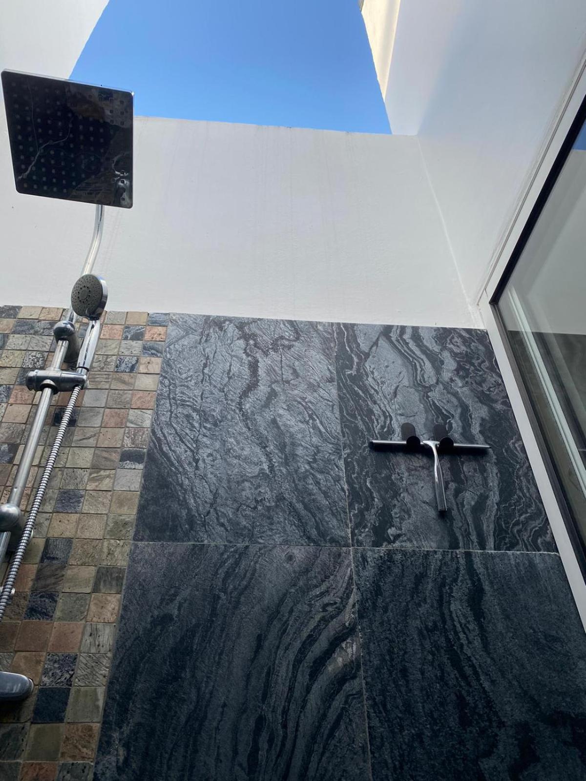 Villa Ylang سان جيل لي بان المظهر الخارجي الصورة