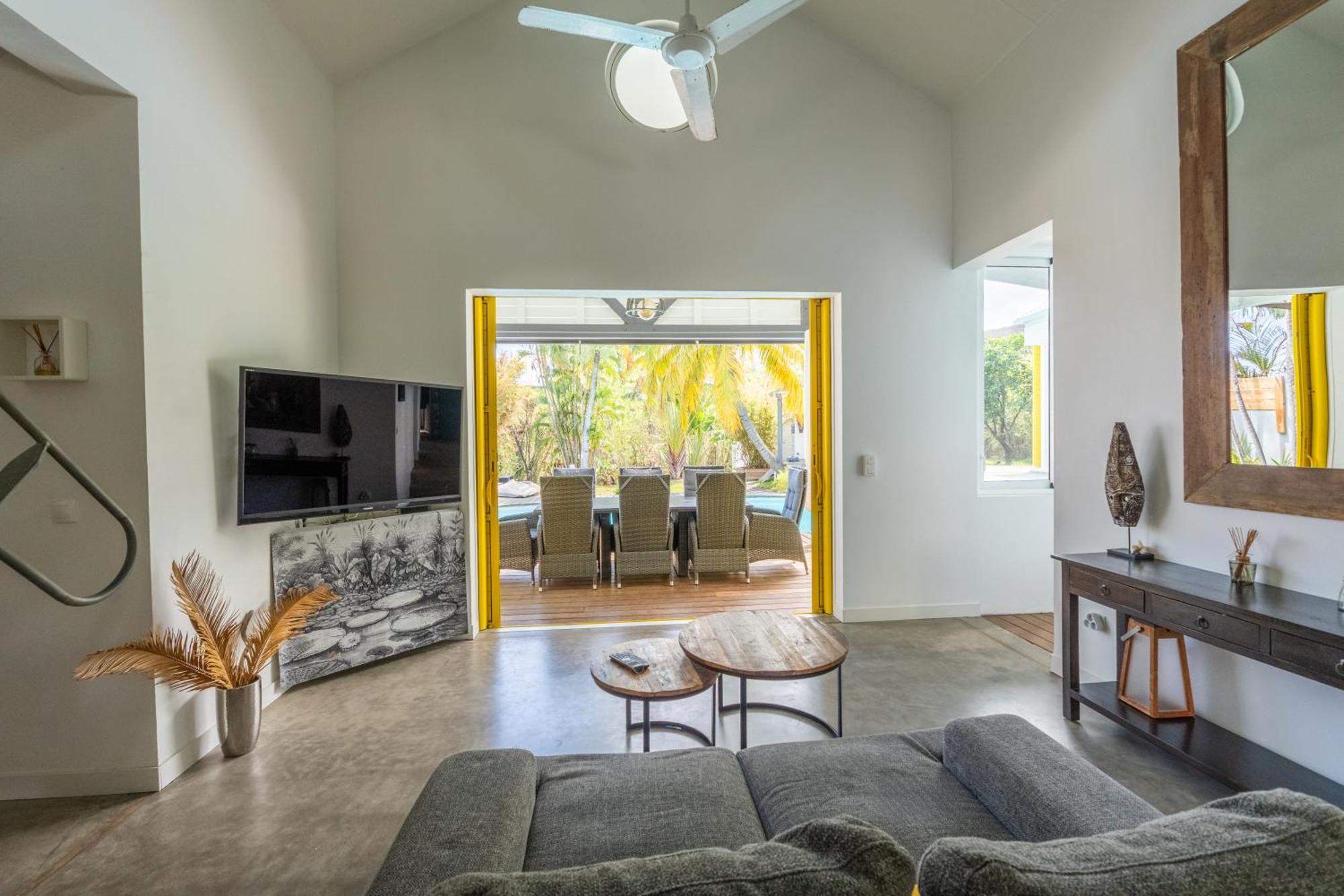 Villa Ylang سان جيل لي بان المظهر الخارجي الصورة